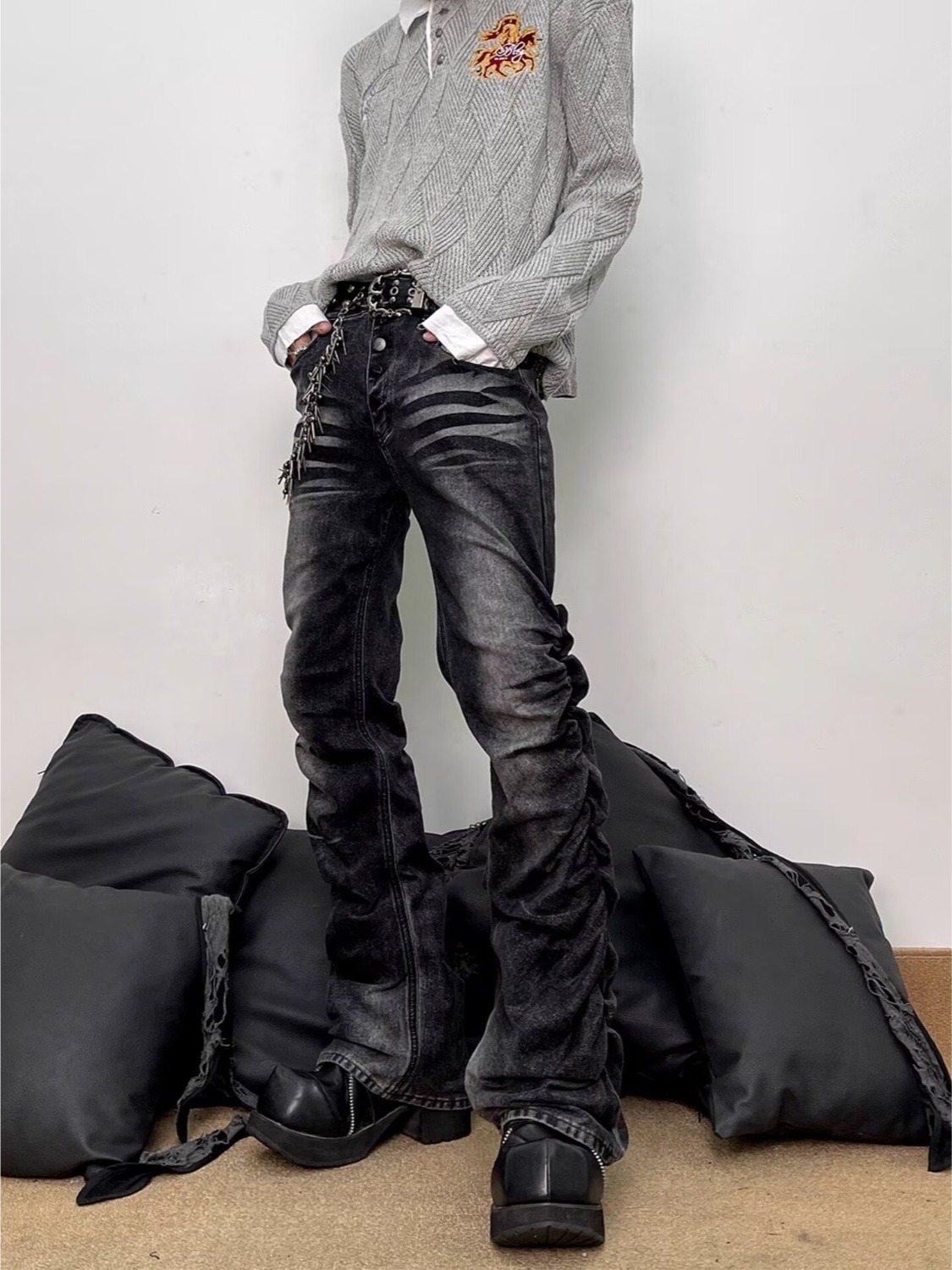 ウォッシュドブラックグレーメンズスリムストレートレトロフレア - Streetwear Brand Denim のレビューと価格